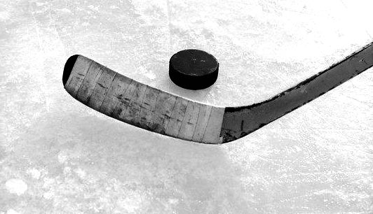Hockey stick & puck